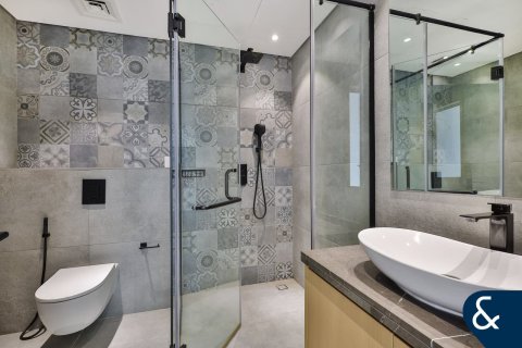 Villa in Jumeirah Luxury, Jumeirah Golf Estates, Dubai 3 bedrooms, 178 sq.m. № 76658 - photo 12