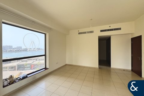 Apartment in Rimal 5, Jumeirah Beach Residence, Dubai 3 bedrooms, 179 sq.m. № 76660 - photo 1