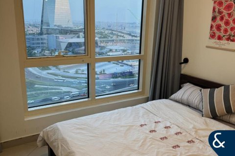 Apartment in Lake Almas West, Jumeirah Lake Towers, Dubai 2 bedrooms, 101 sq.m. № 76657 - photo 17