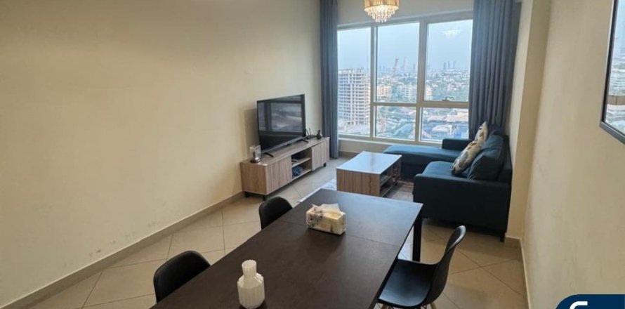 Apartment in Lake Almas West, Jumeirah Lake Towers, Dubai 2 bedrooms, 101 sq.m. № 76657