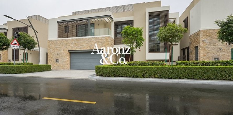 Villa in Mohammed Bin Rashid City, Dubai 4 bedrooms, 559 sq.m. № 112616