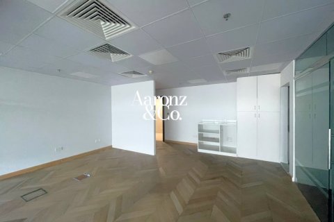 Снять в аренду офис в Бизнес-Бэе, Дубай: 92м², № 112618 - фото 6