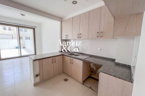 Снять в аренду таунхаус в Mira Oasis 2, Рим, Дубай: 4 спальни, 343м², № 112615 - фото 14
