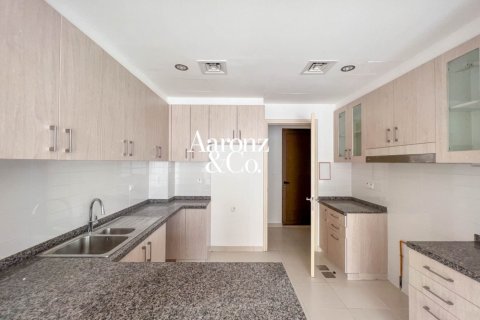 Снять в аренду таунхаус в Mira Oasis 2, Рим, Дубай: 4 спальни, 343м², № 112615 - фото 13