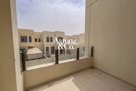 Снять в аренду таунхаус в Mira Oasis 2, Рим, Дубай: 4 спальни, 343м², № 112615 - фото 19