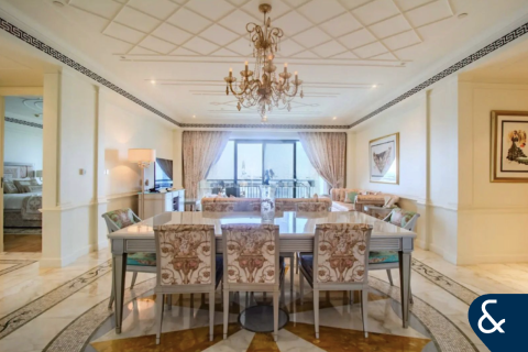 Купить квартиру в Palazzo Versace, Culture Village, Дубай: 3 спальни, 208м², № 75081 - фото 2