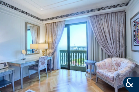 Купить квартиру в Palazzo Versace, Culture Village, Дубай: 3 спальни, 208м², № 75081 - фото 10