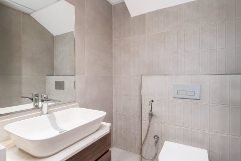 Apartment in Al Warsan, Dubai 4 bedrooms, 284.28 sq.m. № 138944 - photo 10
