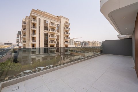 Apartment in Al Warsan, Dubai 4 bedrooms, 284.28 sq.m. № 138944 - photo 19