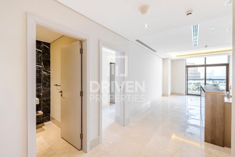 Apartment in The Crescent, Palm Jumeirah, Dubai 2 bedrooms, 139 sq.m. № 20205 - photo 1