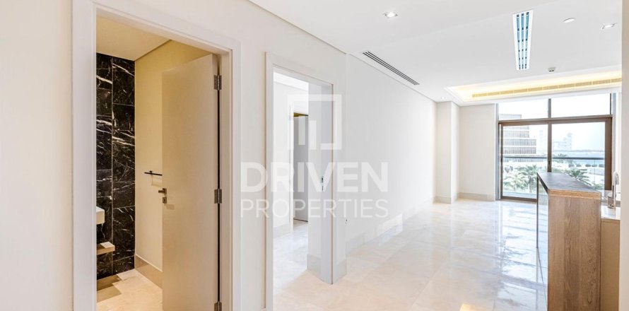 Apartment in The Crescent, Palm Jumeirah, Dubai 2 bedrooms, 139 sq.m. № 20205