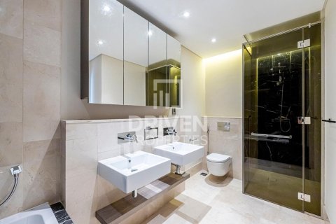 Apartment in The Crescent, Palm Jumeirah, Dubai 2 bedrooms, 139 sq.m. № 20205 - photo 14