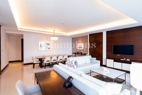 Снять в аренду квартиру в Даунтаун Дубай (Даунтаун Бурдж Дубай), Дубай: 5 спален, 290.69348700м², № 63497 - фото 9