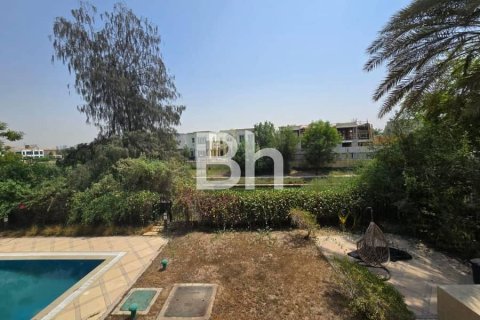Villa en Jumeirah Islands, Dubai, 4 dormitorios, 987 m², № 57721 - foto 7