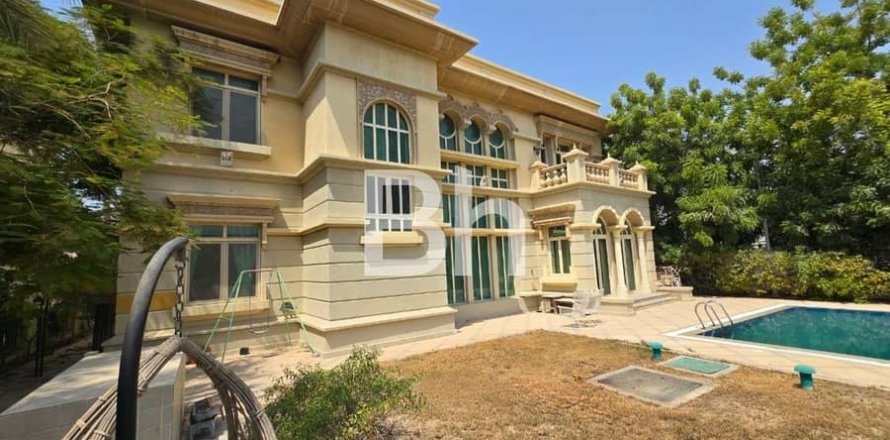 Villa en Jumeirah Islands, Dubai, 4 dormitorios, 987 m², № 57721