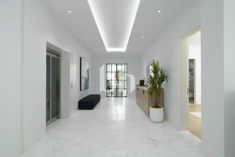 Villa in Jumeirah Golf Estates, Dubai 6 bedrooms, 851 sq.m. № 57699 - photo 21