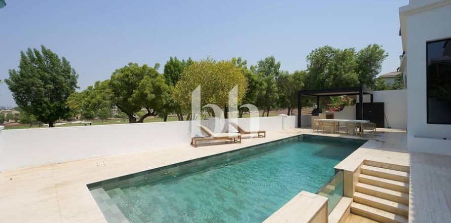 Villa en Jumeirah Golf Estates, Dubai, 6 dormitorios, 851 m², № 57699