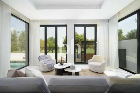 Villa in Jumeirah Golf Estates, Dubai 6 bedrooms, 851 sq.m. № 57699 - photo 4