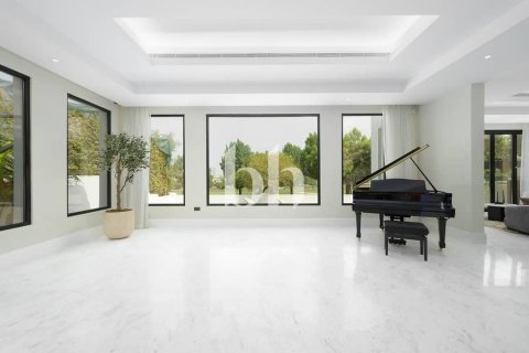 Villa in Jumeirah Golf Estates, Dubai 6 bedrooms, 851 sq.m. № 57699 - photo 10