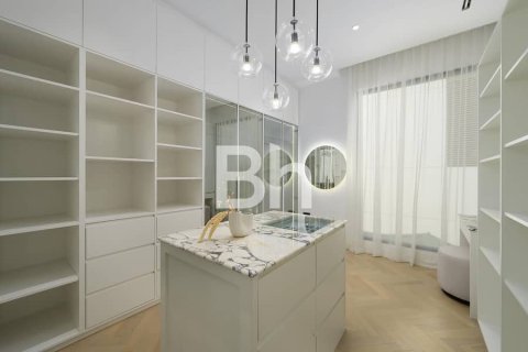 Снять в аренду виллу в Джумейра Гольф Эстейтс, Дубай: 6 спален, 851м², № 57699 - фото 9
