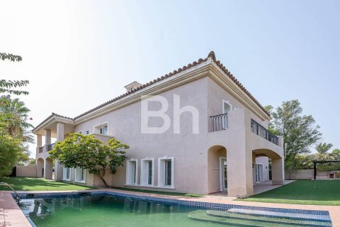 Villa in Arabian Ranches, Dubai 5 bedrooms, 640 sq.m. № 57723 - photo 6