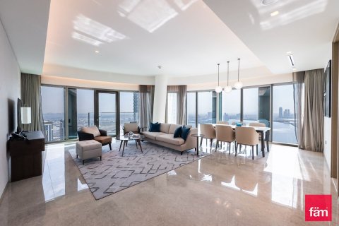 Apartment in Dubai 2 bedrooms, 136.9 sq.m. № 40876 - photo 2