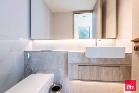 Apartment in Dubai 2 bedrooms, 136.9 sq.m. № 40876 - photo 12