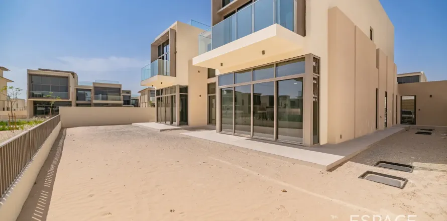 Villa à Dubai Hills Estate, Dubai, 5 chambres, 569 m², № 61472