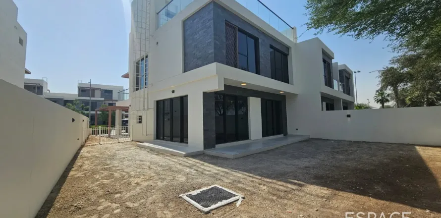 Maison de ville à DAMAC Hills (Akoya by DAMAC), Dubai, 6 chambres, 339 m², № 61469