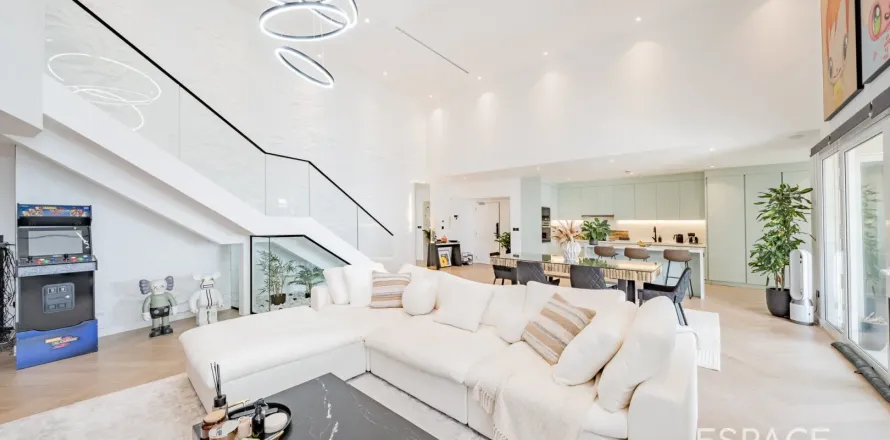 Dúplex en Jumeirah Beach Residence, Dubai, 3 dormitorios, 203 m², № 61485