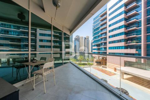 Apartment in Dubai Marina, Dubai 1 bedroom, 125 sq.m. № 25002 - photo 11