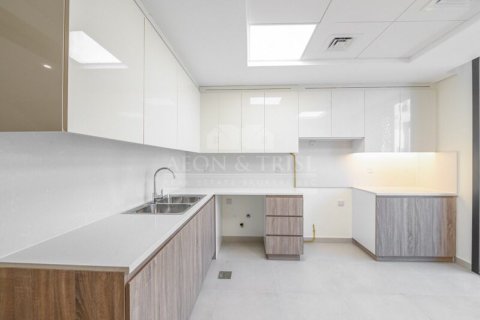 Apartamento en MIRDIF HILLS en Mirdif, Dubai, 3 dormitorios, 148 m², № 62786 - foto 3