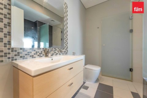 Снять в аренду виллу в Дубае: 3 спальни, 260.2м², № 91763 - фото 12