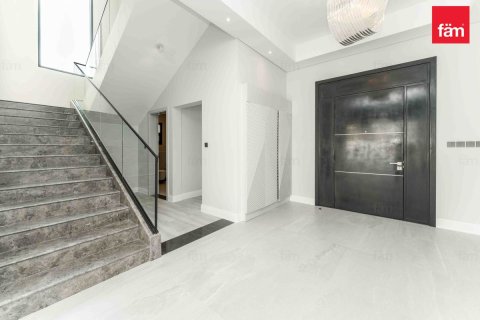 Villa in Al Barsha, Dubai 5 bedrooms, 910.4 sq.m. № 49038 - photo 6