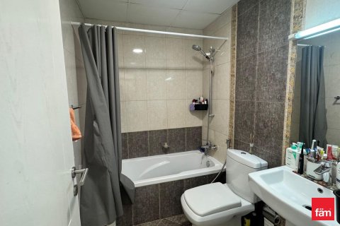 Apartment in Dubai Marina, Dubai 2 bedrooms, 70.5 sq.m. № 49035 - photo 16