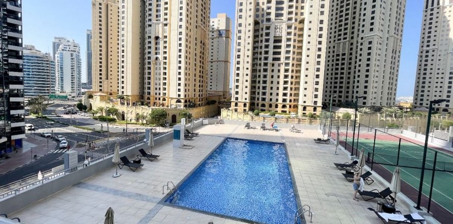 Apartment in Dubai Marina, Dubai 2 bedrooms, 70.5 sq.m. № 49035