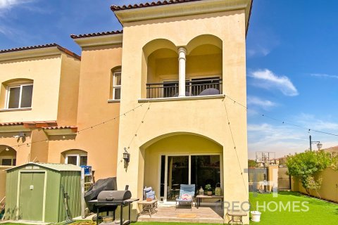 Снять в аренду таунхаус в Casa Viva, Serena, Дубай: 3 спальни, 175м², № 16868 - фото 13