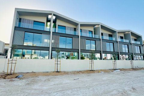 Maison de ville à Dubai, 3 chambres, 175 m², № 72264 - photo 1