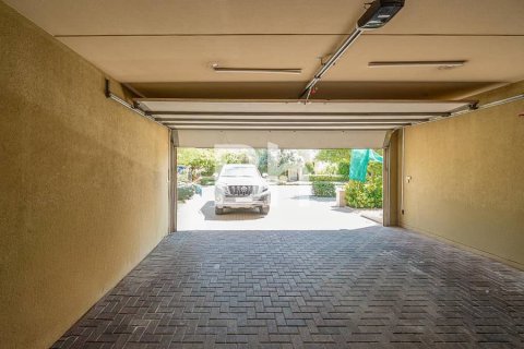 Villa en Arabian Ranches, Dubai, 3 dormitorios, 588 m², № 57615 - foto 4