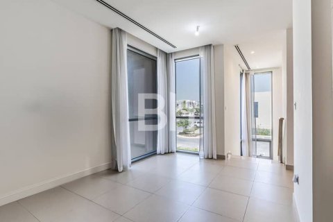 Villa in Dubai Hills Estate, Dubai 5 bedrooms, 395 sq.m. № 57639 - photo 6