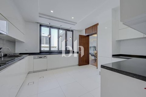 Villa en DAMAC Hills (Akoya by DAMAC), Dubai, 5 dormitorios, 389 m², № 57641 - foto 4