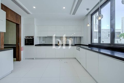 Villa en DAMAC Hills (Akoya by DAMAC), Dubai, 5 dormitorios, 389 m², № 57641 - foto 6