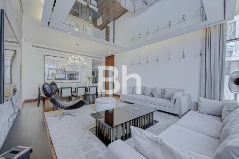 Villa in DAMAC Hills (Akoya by DAMAC), Dubai 5 bedrooms, 389 sq.m. № 57641 - photo 1