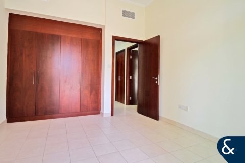 Купить квартиру в The Views, Дубай: 2 спальни, 188м², № 99069 - фото 9