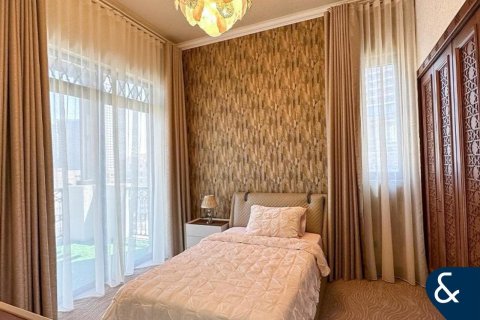 Купить квартиру в Old Town, Дубай: 4 спальни, 289м², № 99076 - фото 9