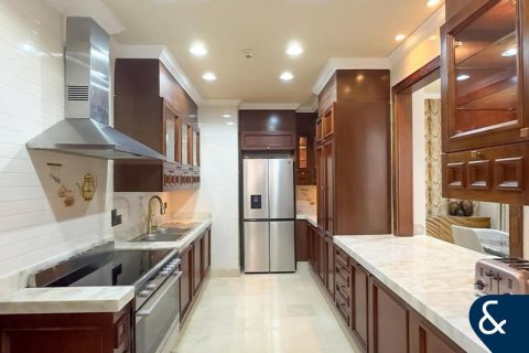 Купить квартиру в Old Town, Дубай: 4 спальни, 289м², № 99076 - фото 18