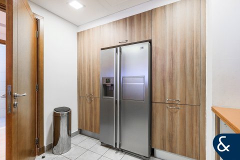 Appartement à Palm Jumeirah, Dubai, 2 chambres, 180 m², № 99070 - photo 7