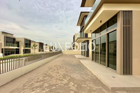 Villa in Golf Place, Dubai Hills Estate, Dubai 5 bedrooms, 569 sq.m. № 46449 - photo 25