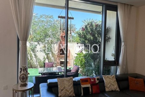 Villa in Maple at Dubai Hills Estate, Dubai Hills Estate, Dubai 5 bedrooms, 297 sq.m. № 46451 - photo 4