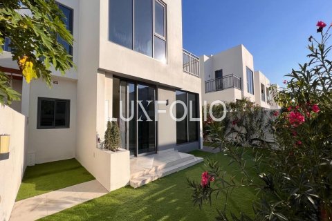 Villa en Maple at Dubai Hills Estate, Dubai Hills Estate, Dubai, 4 dormitorios, 272 m², № 46452 - foto 1